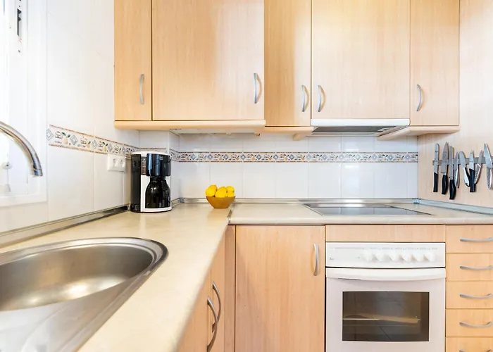 199 Don Juan Fuengirola